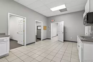 6108 Baumgartner Crossing, Saint Louis, MO 63129 - Photo 17