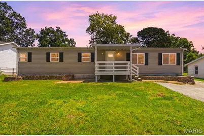 156 Hogan Avenue, Pacific, MO 63069 - Photo 1