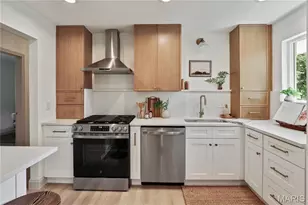 9606 Castanet Ct, Crestwood, MO 63126 - Photo 11
