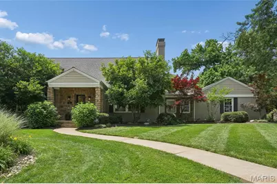 42 Stoneleigh Towers, Olivette, MO 63132 - Photo 1