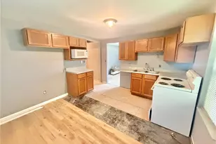 1408 W Congress St, Pacific, MO 63069 - Photo 5