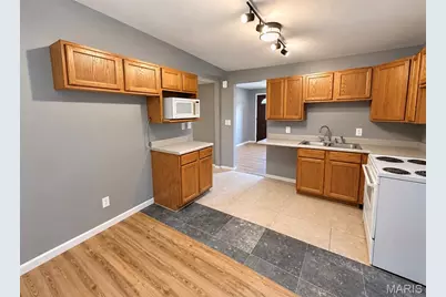 1408 W Congress Street, Pacific, MO 63069 - Photo 5