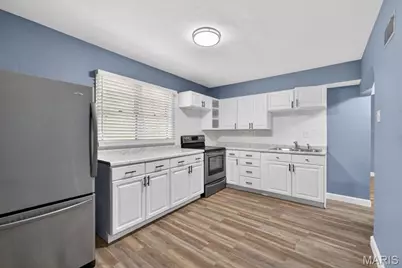 5511 Wilborn Drive, Saint Louis, MO 63136 - Photo 5