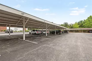29 Kassebaum Ln, Saint Louis, MO 63129 - Photo 17