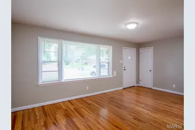 101 Florwood Court, Saint Louis, MO 63135 - Photo 5