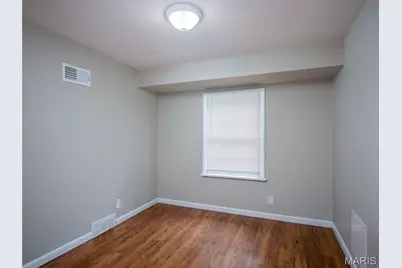 101 Florwood Court, Saint Louis, MO 63135 - Photo 11