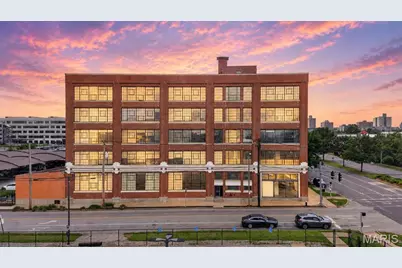 4100 Forest Park Avenue #424, Saint Louis, MO 63108 - Photo 1