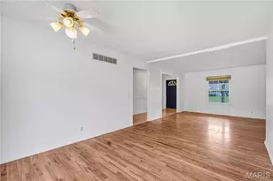 1542 Langholm Dr, Florissant, MO 63031 - Photo 21