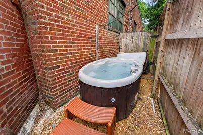 3438 Russell Boulevard #CH100, Saint Louis, MO 63109 - Photo 31