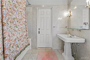 42 Westmoreland Pl, Saint Louis, MO 63108 - Photo 31