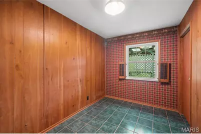 928 S Gore Avenue, Webster Groves, MO 63119 - Photo 9
