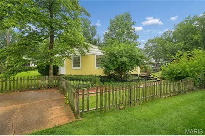 928 S Gore Avenue, Webster Groves, MO 63119 - Photo 13