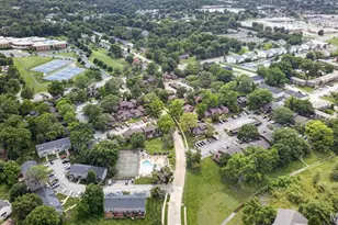 1090 Humber Cir, Saint Louis, MO 63129 - Photo 25