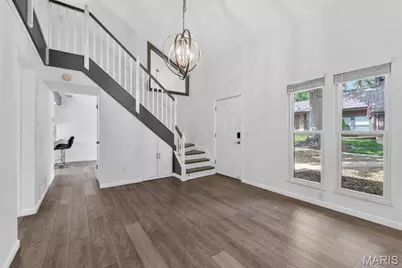 1090 Humber Circle, Saint Louis, MO 63129 - Photo 13