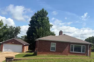 385 S 4th St, Washington, MO 63638 - Photo 3