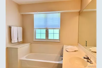 633 Lind Road, Saint Louis, MO 63125 - Photo 15