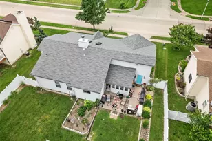 2057 Central Pkwy, Florissant, MO 63031 - Photo 9