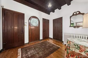 27 Ridgetop Dr, Richmond Heights, MO 63117 - Photo 5