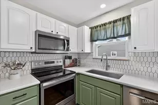 2332 Garden Ln, Festus, MO 63028 - Photo 9