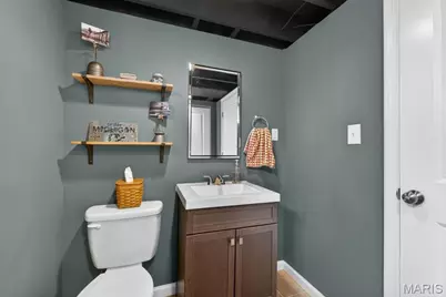 5573 Lindenwood Avenue, Saint Louis, MO 63109 - Photo 25