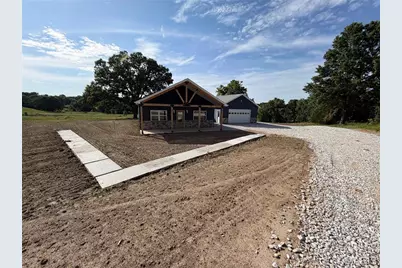 11490 Highway 24, Madison, MO 65263 - Photo 1