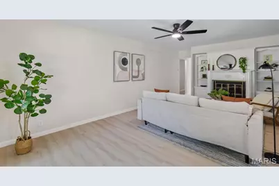 2025 Granada Drive, Florissant, MO 63033 - Photo 19