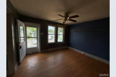 4630 Tiemann Avenue, Saint Louis, MO 63123 - Photo 3