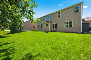 240 Oakhurst Cir, O'Fallon, MO 63368 - Photo 61