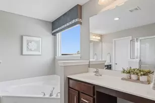240 Oakhurst Cir, O'Fallon, MO 63368 - Photo 37