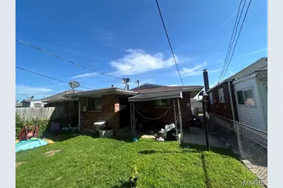 5740 Greer Avenue, Saint Louis, MO 63120 - Photo 5