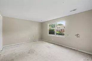 2337 Millvalley Dr, Florissant, MO 63031 - Photo 21