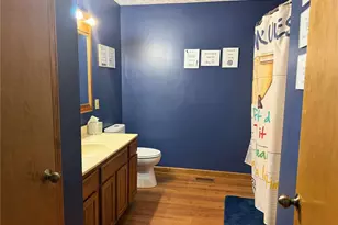 810 Houston Dr, Palmyra, MO 63461 - Photo 17