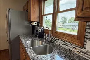 810 Houston Dr, Palmyra, MO 63461 - Photo 15