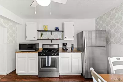 3210 Royalton Avenue, Saint Louis, MO 63114 - Photo 27