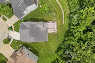 327 Madeira Ct, Saint Peters, MO 63376 - Photo 85