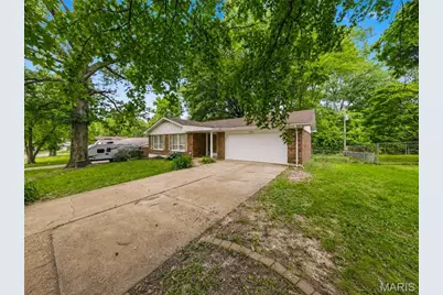 1219 Hobson Drive, Ferguson, MO 63135 - Photo 3