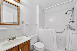 3123 Donnycave Ln, Maryland Heights, MO 63043 - Photo 19