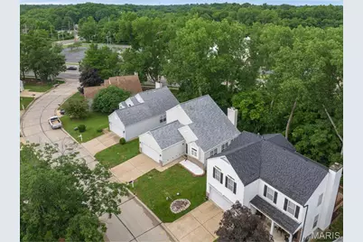 638 Cascade Lake Drive, Ballwin, MO 63021 - Photo 29