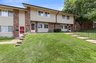 9128 Villaridge Ct, Saint Louis, MO 63123 - Photo 3