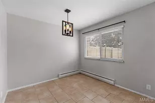 9128 Villaridge Ct, Saint Louis, MO 63123 - Photo 9