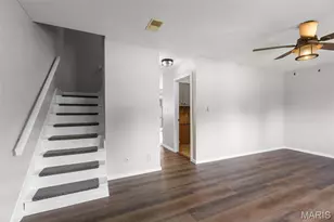 9128 Villaridge Ct, Saint Louis, MO 63123 - Photo 5