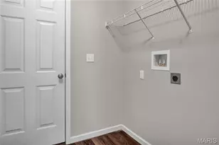 1420 Swallow Ln, Florissant, MO 63031 - Photo 7