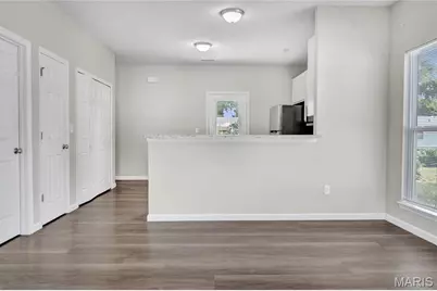 1420 Swallow Lane, Florissant, MO 63031 - Photo 5