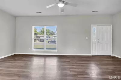 1420 Swallow Lane, Florissant, MO 63031 - Photo 3