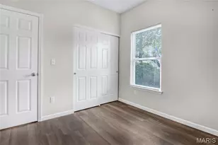 1420 Swallow Ln, Florissant, MO 63031 - Photo 17