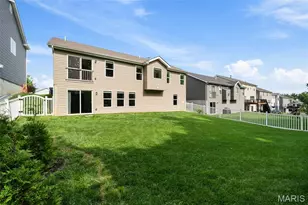 915 Crestwood Ln, O'Fallon, MO 63366 - Photo 39