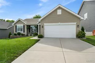 915 Crestwood Ln, O'Fallon, MO 63366 - Photo 3