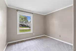11918 Wexford Pl Dr, Maryland Heights, MO 63043 - Photo 21