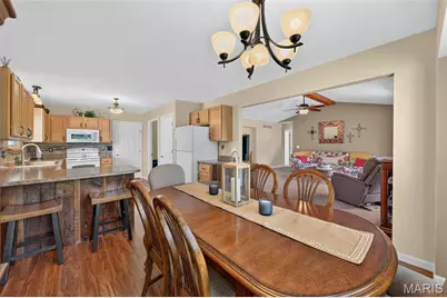 1072 Huntington Drive, Troy, MO 63379 - Photo 11