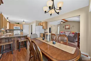 1072 Huntington Dr, Troy, MO 63379 - Photo 11
